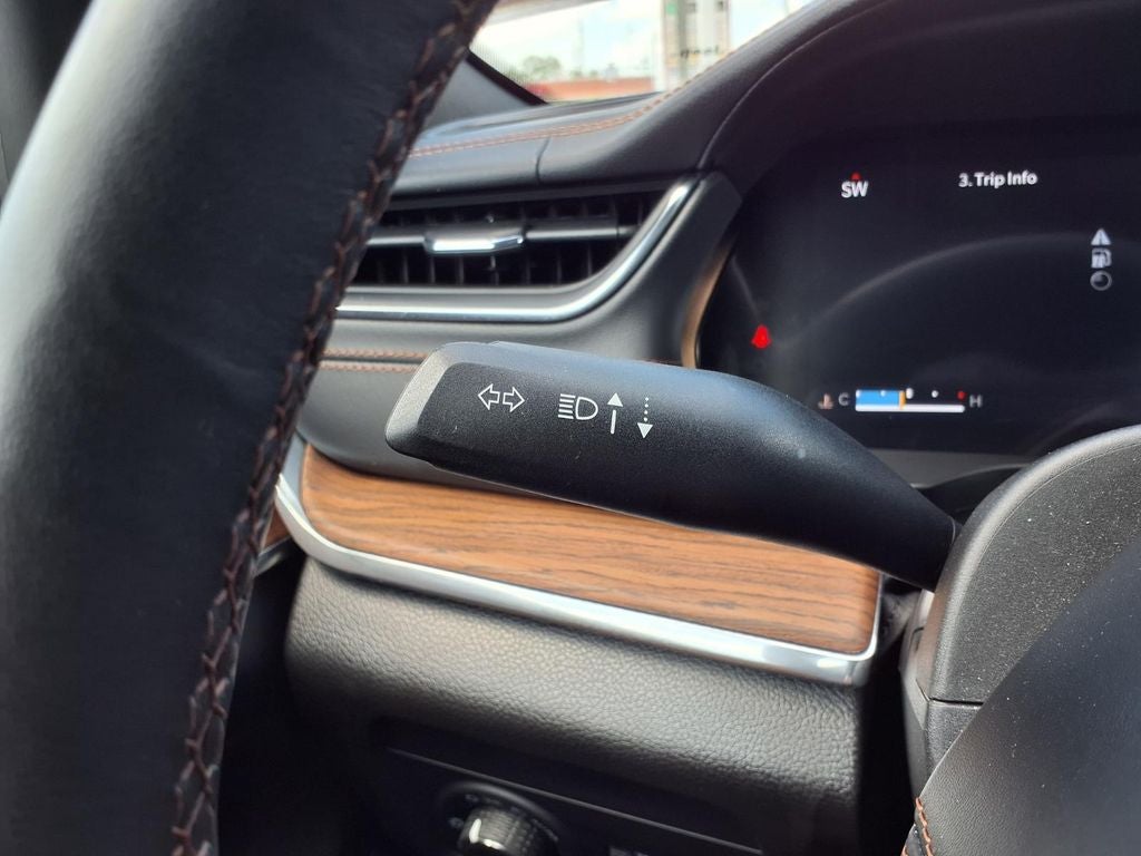 2023 Jeep Grand Cherokee L Summit