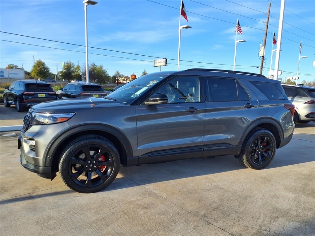 2022 Ford Explorer ST