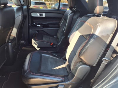 2022 Ford Explorer ST-Line