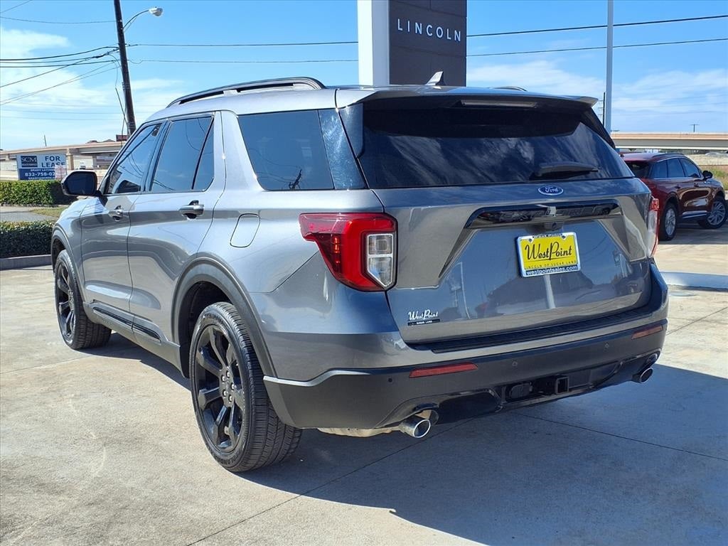 2022 Ford Explorer ST-Line