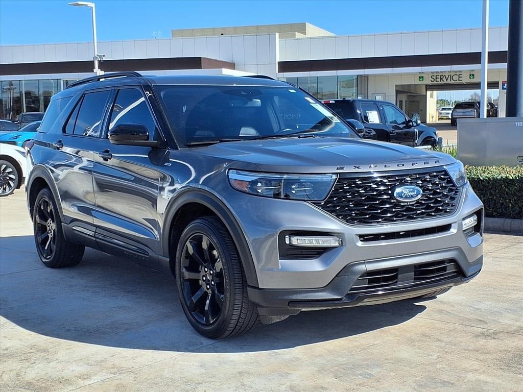 2022 Ford Explorer ST-Line