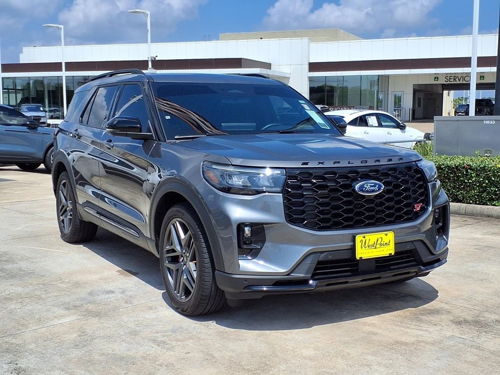 2025 Ford Explorer ST