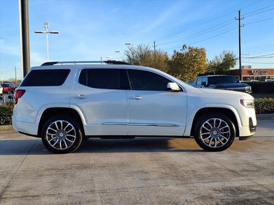 2022 GMC Acadia Denali