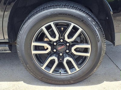 2023 GMC Yukon AT4