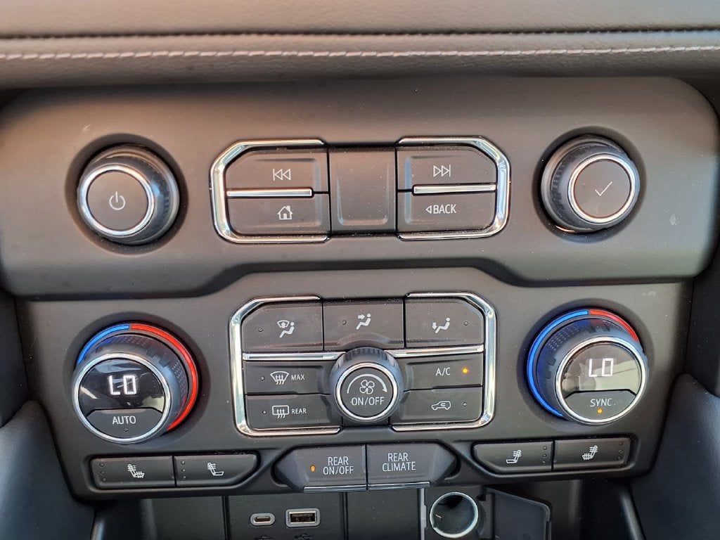 2022 Chevrolet Suburban Z71