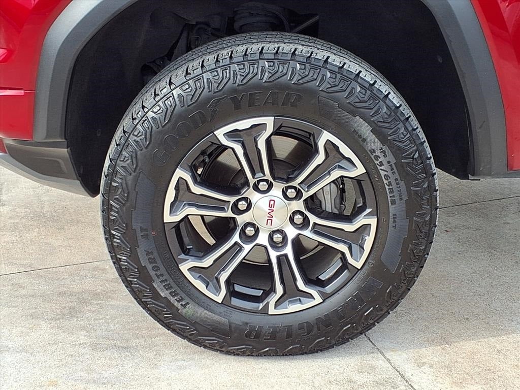 2024 GMC Canyon AT4