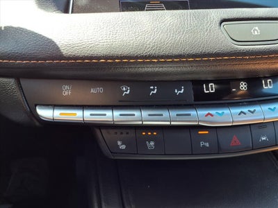 2020 Cadillac XT4 Premium Luxury