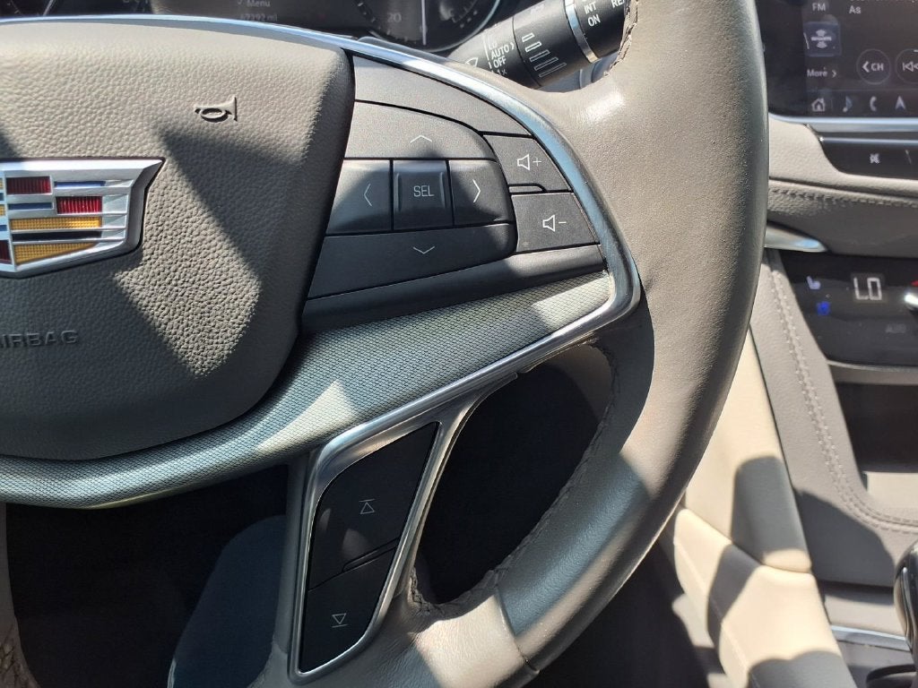 2023 Cadillac XT5 Premium Luxury