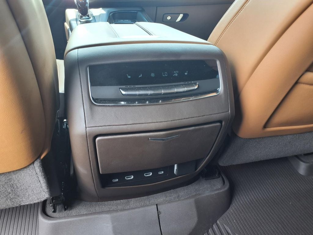 2024 Cadillac Escalade Sport