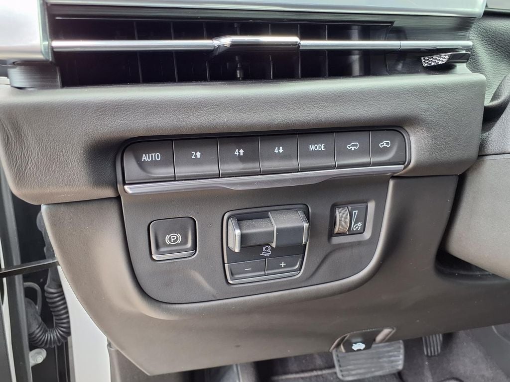 2025 Cadillac Escalade Sport Platinum