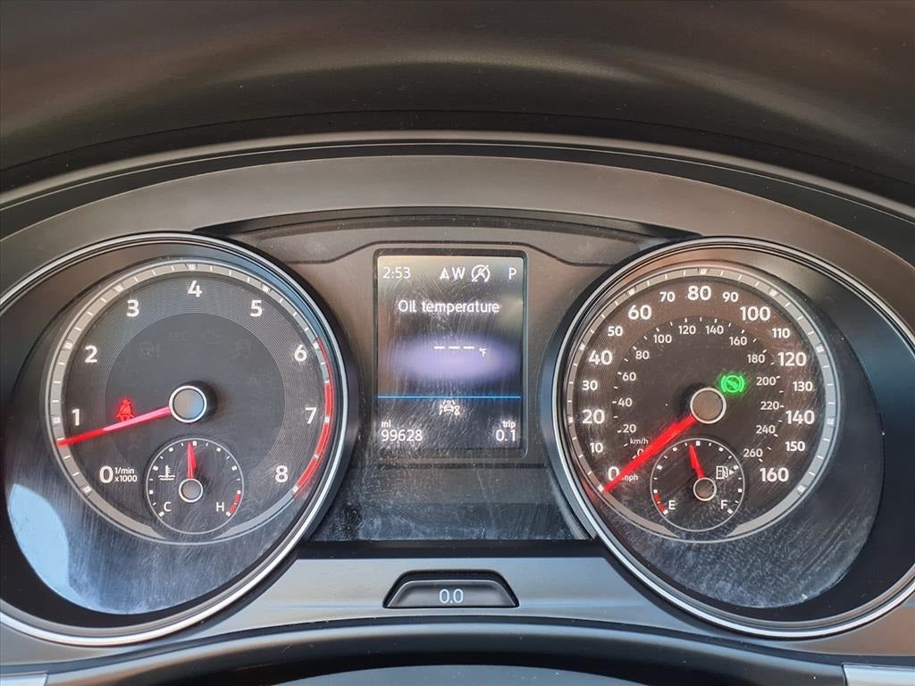 2021 Volkswagen Atlas Cross Sport 3.6L V6 SE w/Technology R-Line