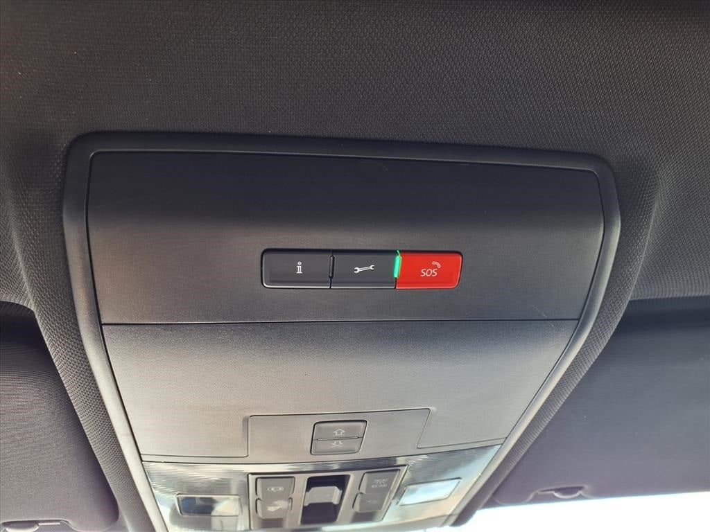 2021 Volkswagen Atlas Cross Sport 3.6L V6 SE w/Technology R-Line