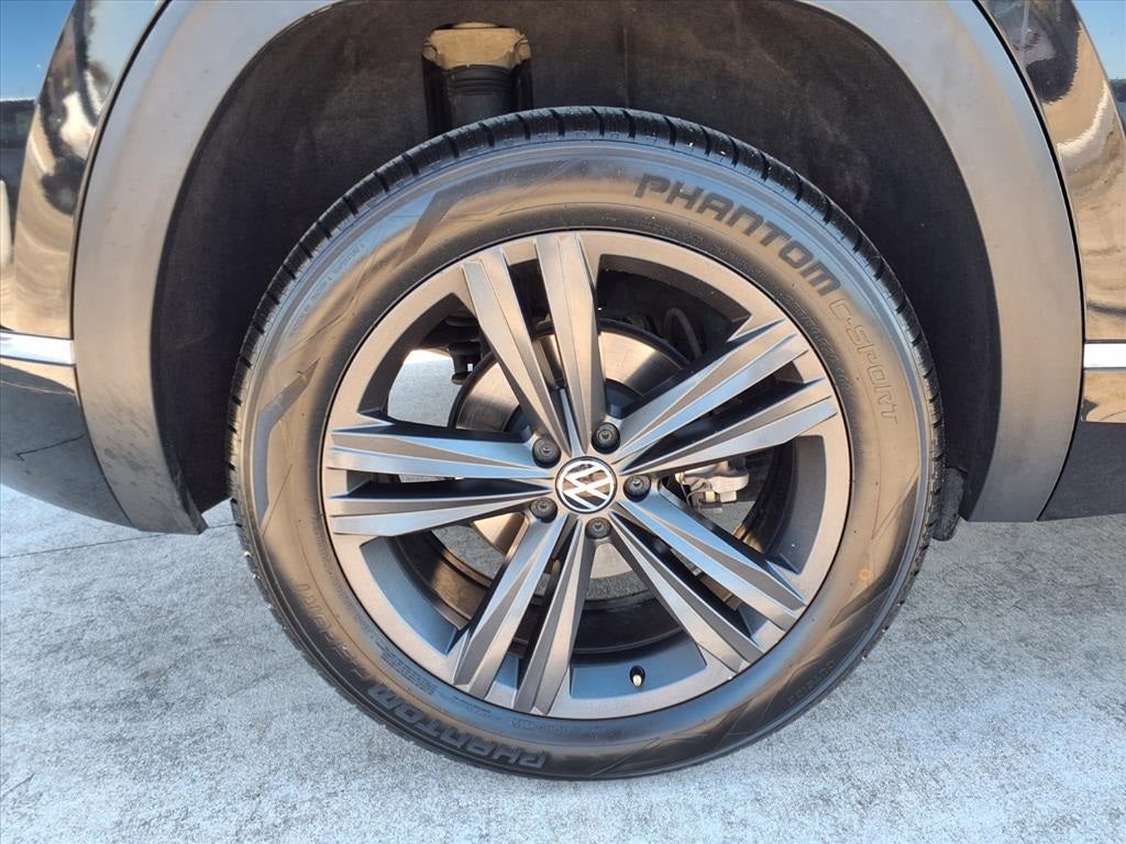 2021 Volkswagen Atlas Cross Sport 3.6L V6 SE w/Technology R-Line