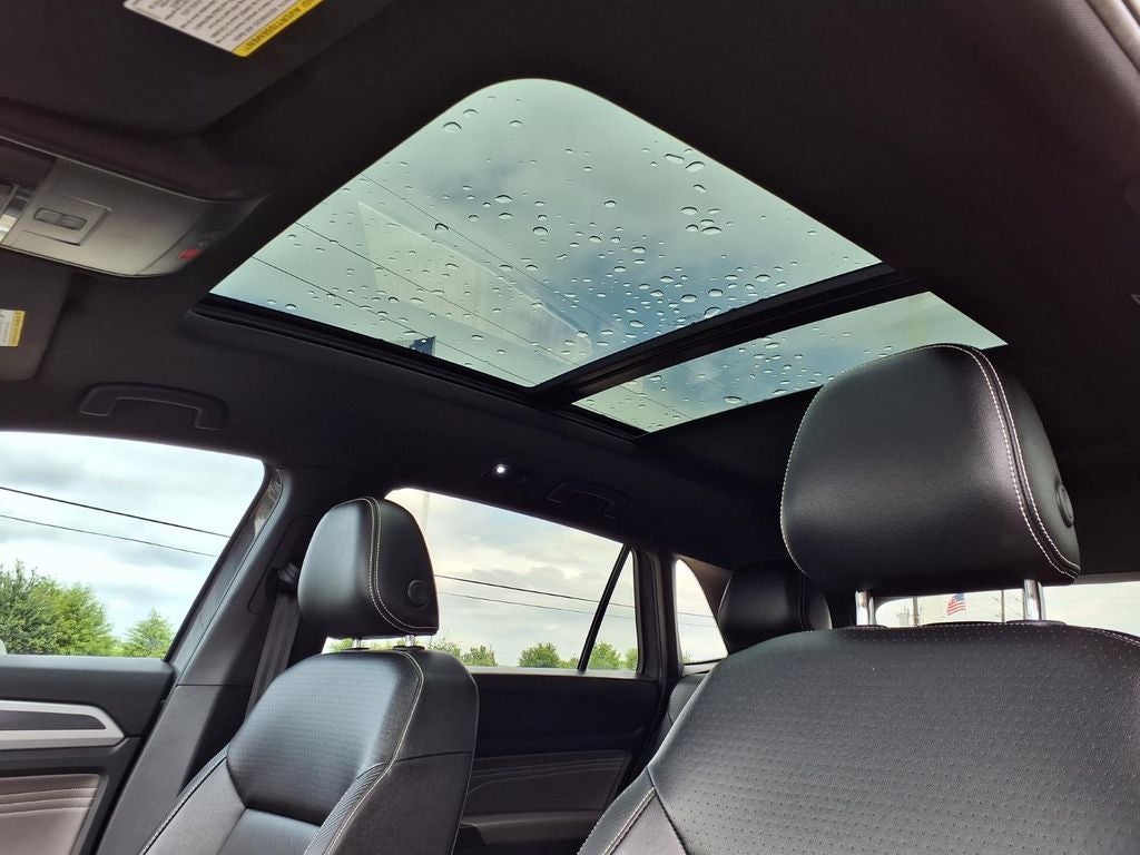 2022 Volkswagen Atlas Cross Sport 2.0T SEL R-Line