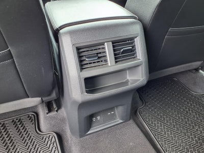 2022 Volkswagen Atlas Cross Sport 2.0T SEL R-Line