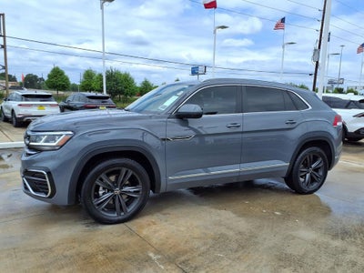 2022 Volkswagen Atlas Cross Sport 2.0T SEL R-Line