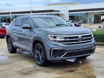 2022 Volkswagen Atlas Cross Sport 2.0T SEL R-Line