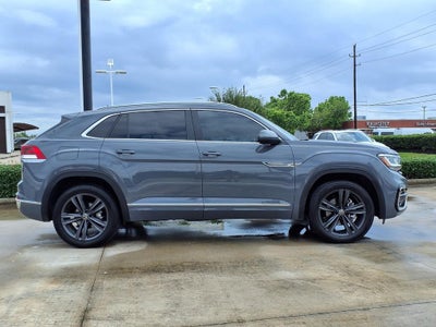2022 Volkswagen Atlas Cross Sport 2.0T SEL R-Line