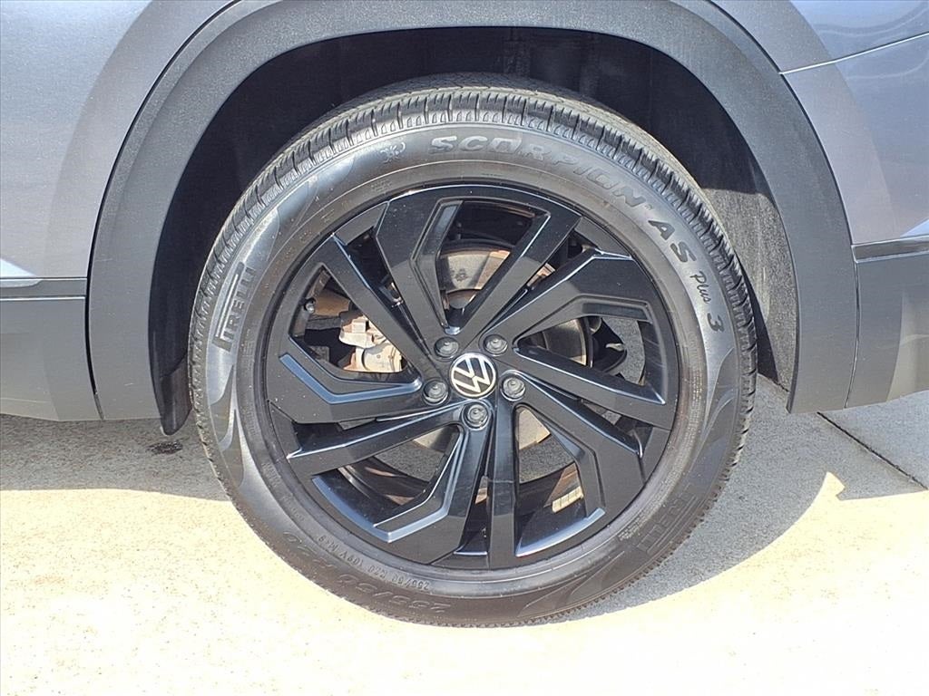 2022 Volkswagen Atlas 3.6L V6 SE w/Technology