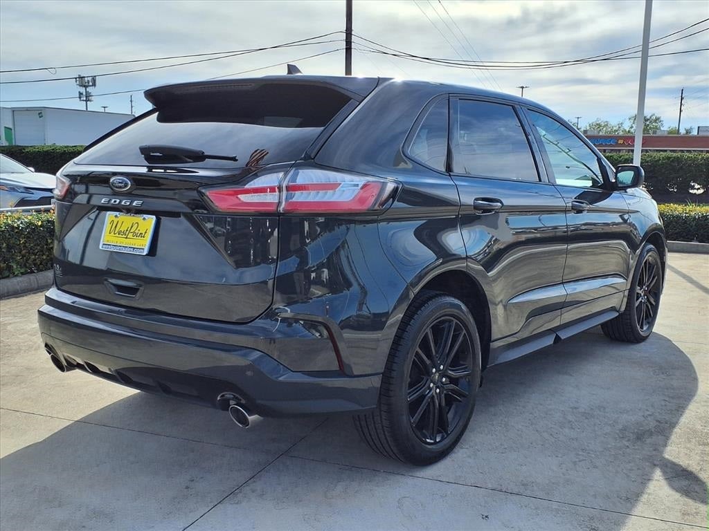 2021 Ford Edge ST Line