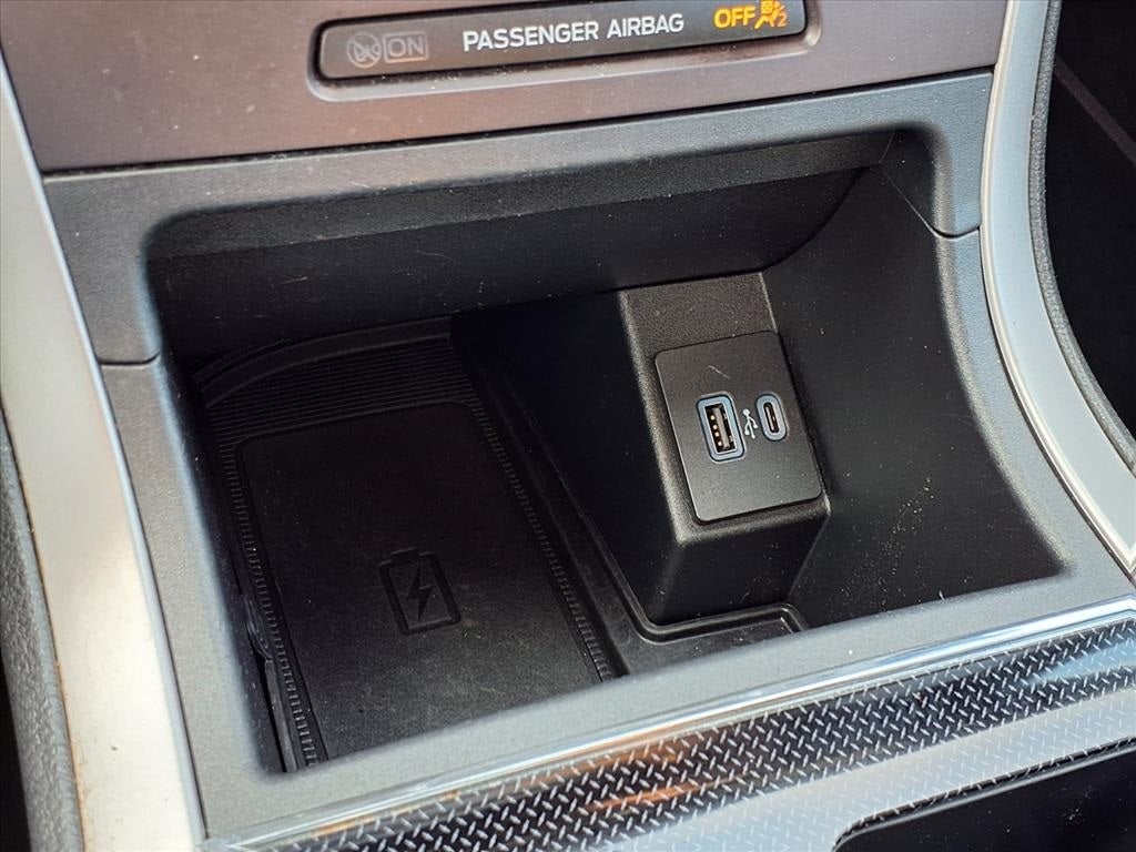 2021 Ford Edge ST Line