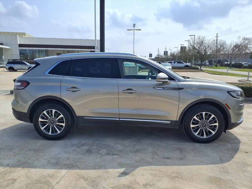 2023 Lincoln Nautilus Standard