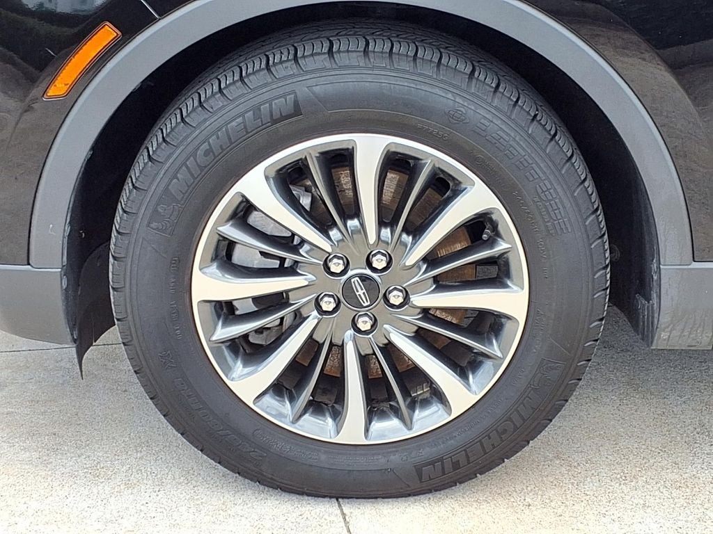 2023 Lincoln Nautilus Standard