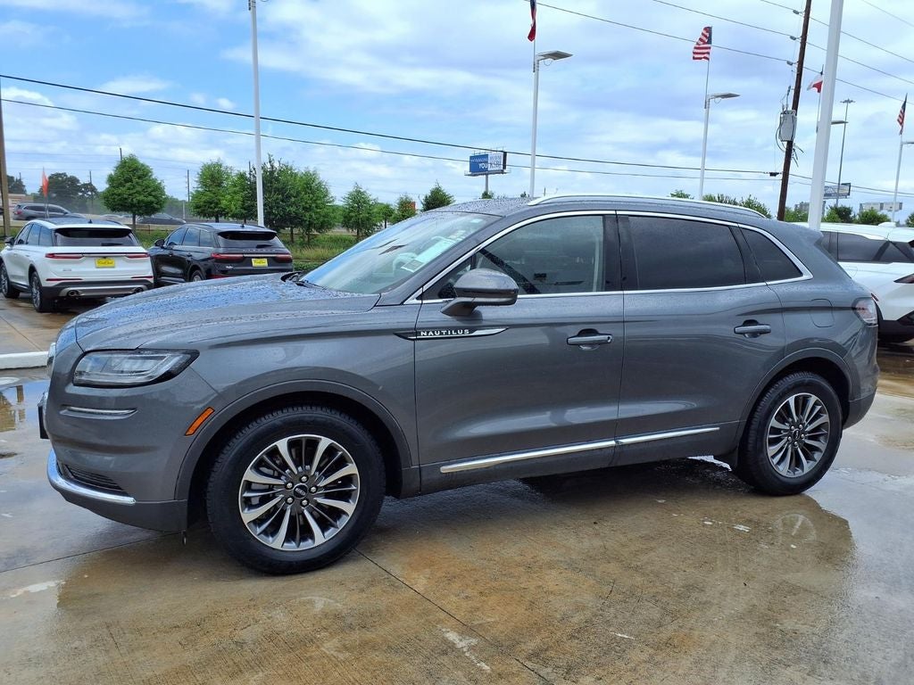 2023 Lincoln Nautilus Standard