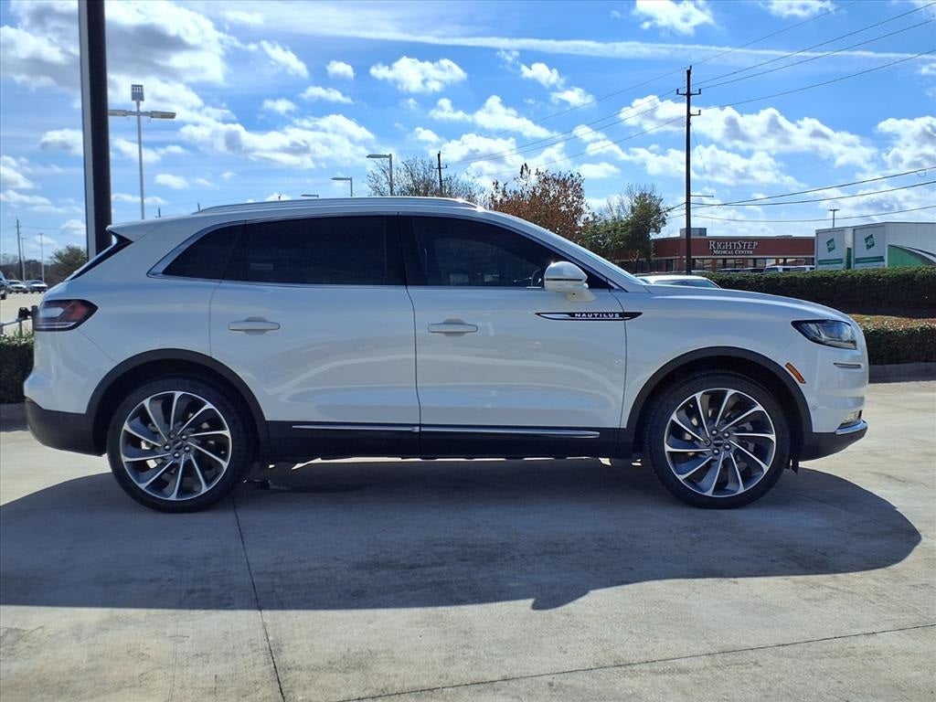 2022 Lincoln Nautilus Reserve