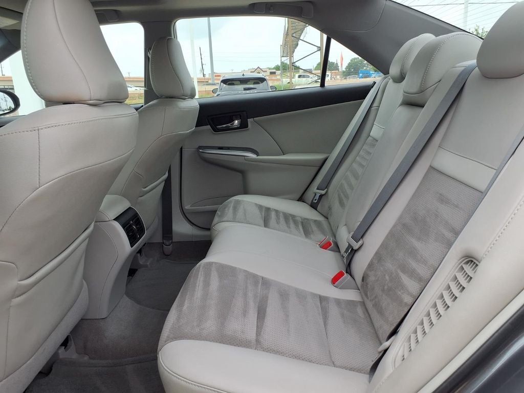 2012 Toyota Camry Hybrid XLE