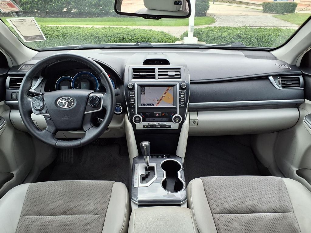 2012 Toyota Camry Hybrid XLE