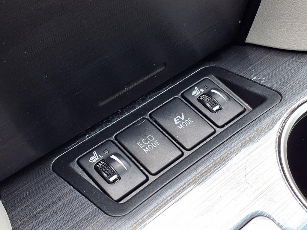 2012 Toyota Camry Hybrid XLE