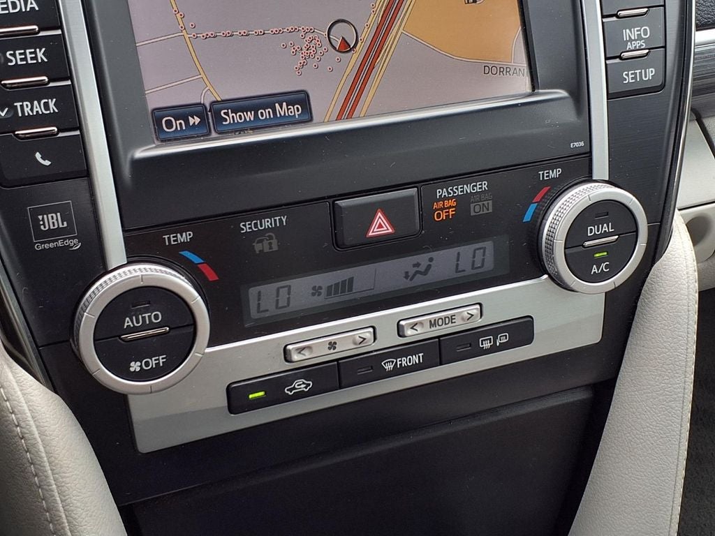 2012 Toyota Camry Hybrid XLE