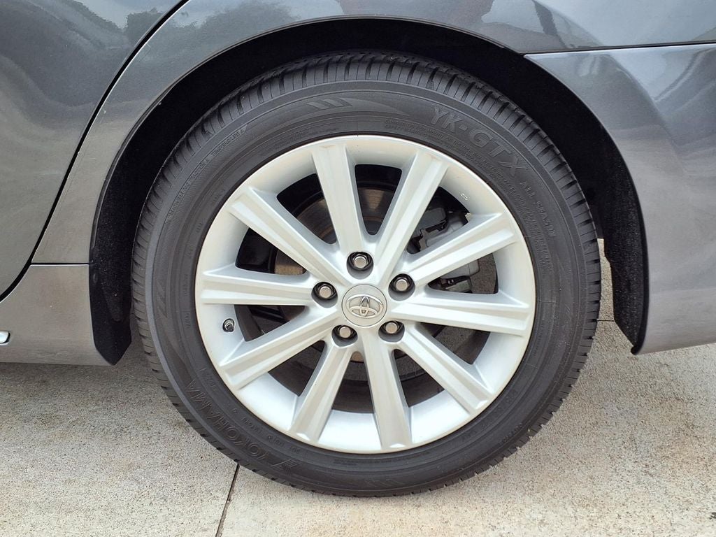 2012 Toyota Camry Hybrid XLE