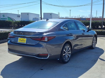 2021 Lexus ES 250