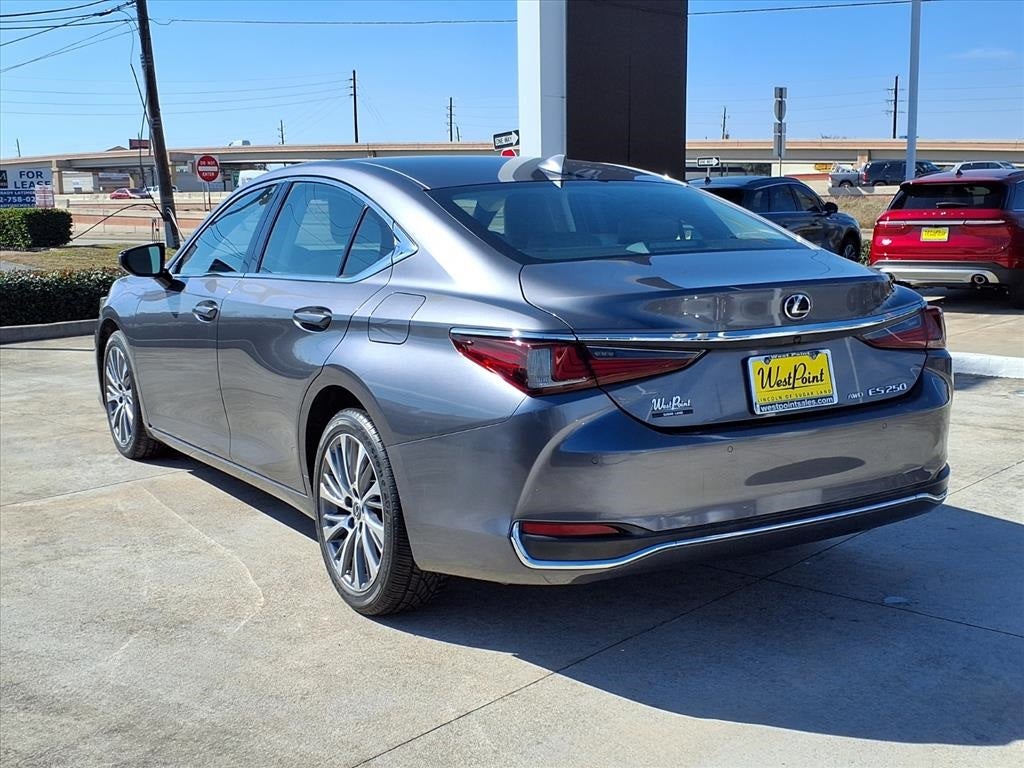 2021 Lexus ES 250