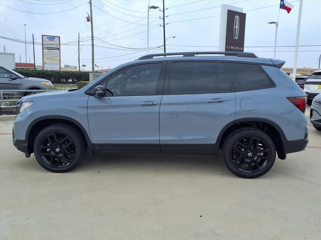 2025 Honda Passport Black Edition