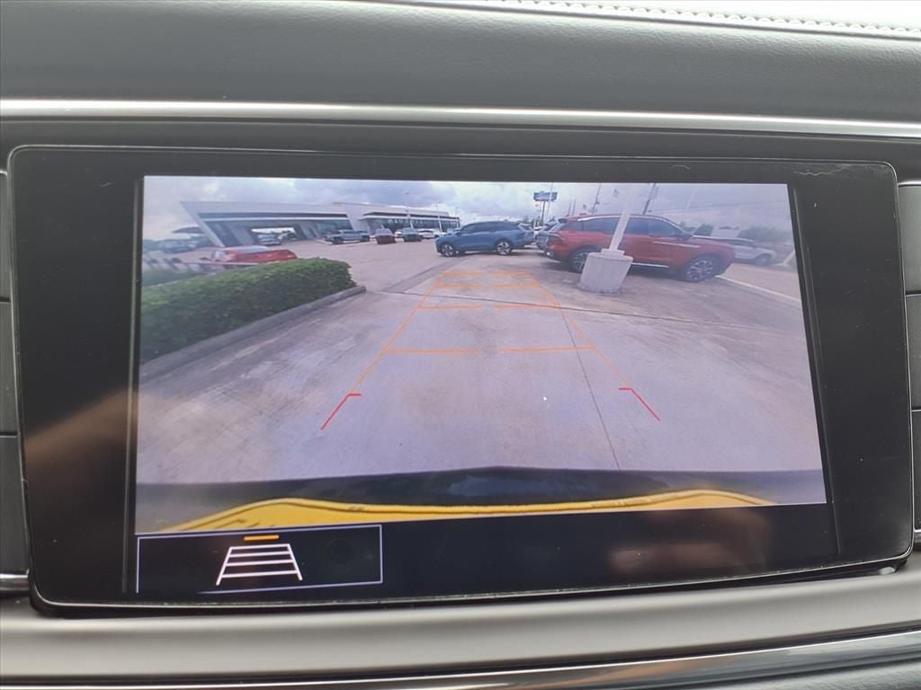 2020 Buick Enclave Essence