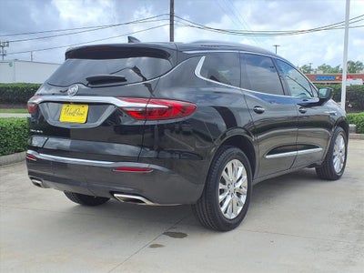 2020 Buick Enclave Essence