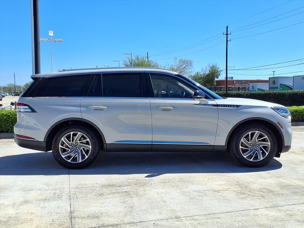 2023 Lincoln Aviator Standard