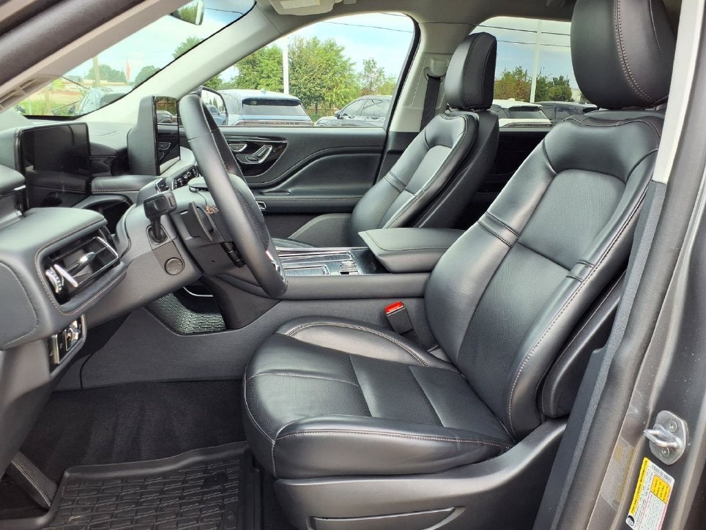 2025 Lincoln Aviator Premiere