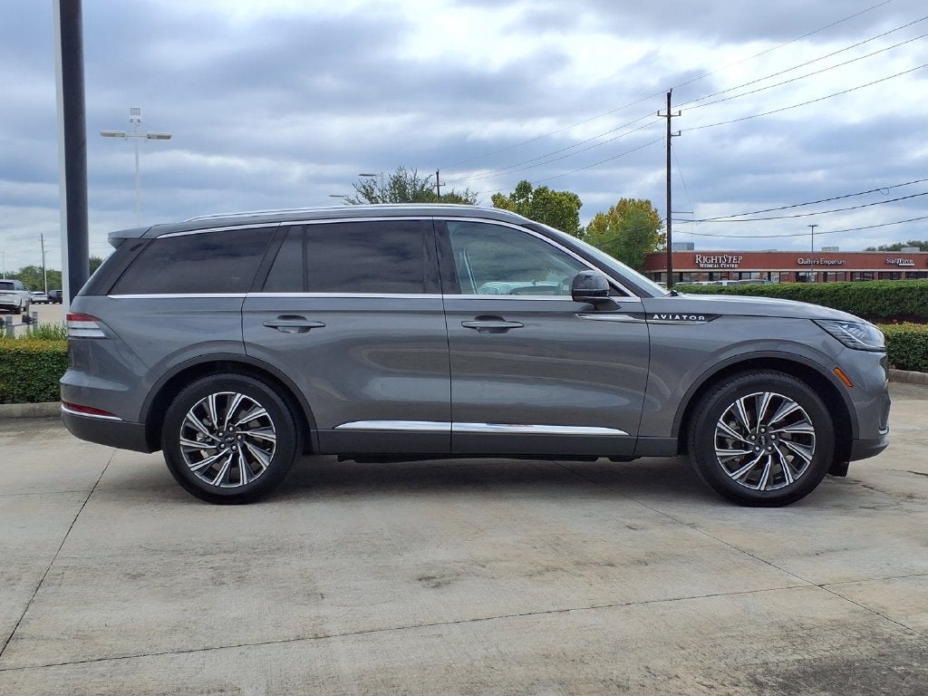 2025 Lincoln Aviator Premiere