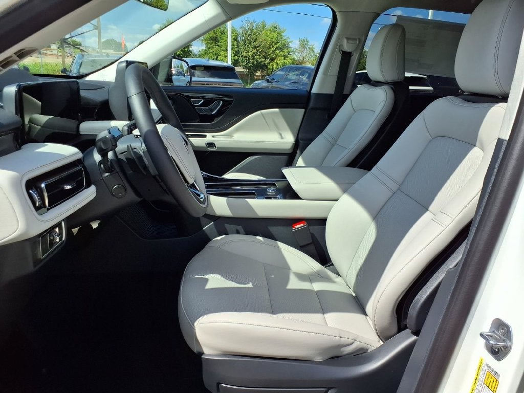 2027 Lincoln Aviator Premiere