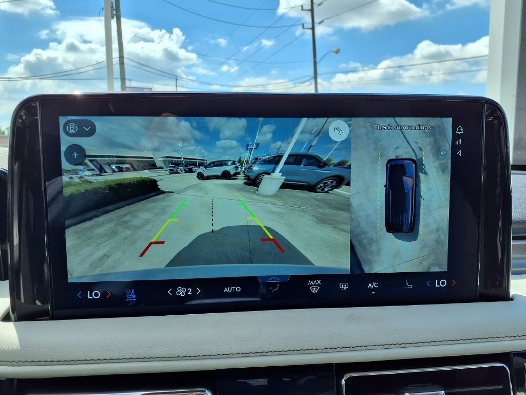 2027 Lincoln Aviator Premiere