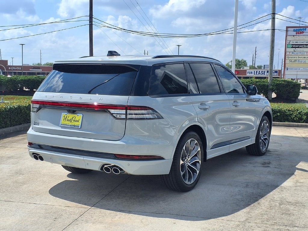 2027 Lincoln Aviator Premiere