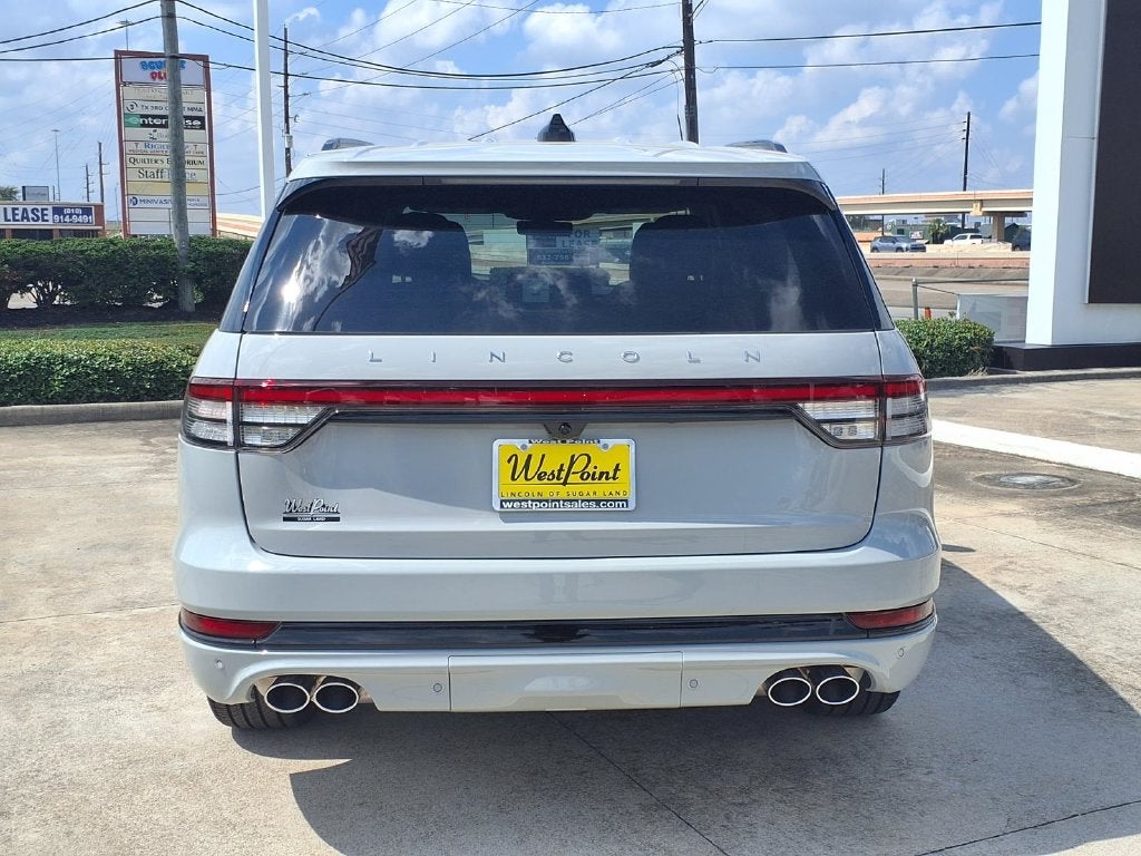 2027 Lincoln Aviator Premiere
