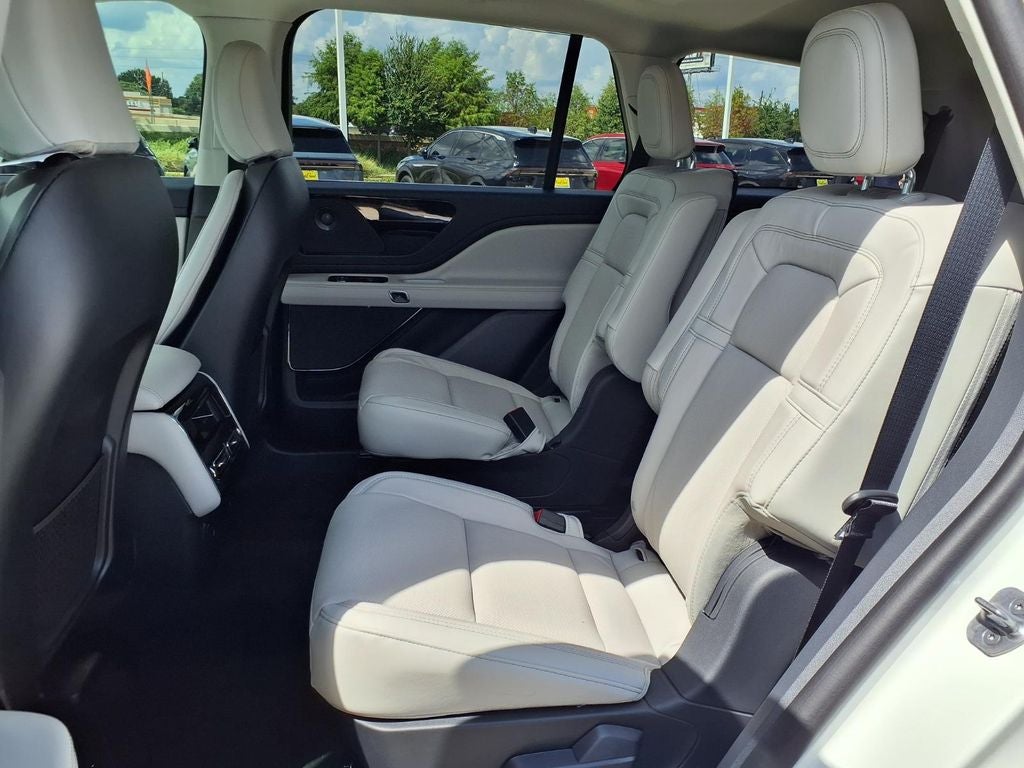 2027 Lincoln Aviator Reserve