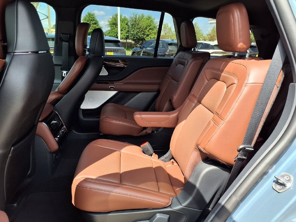 2027 Lincoln Aviator Reserve