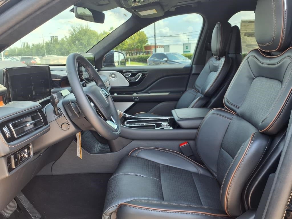 2025 Lincoln Aviator Black Label