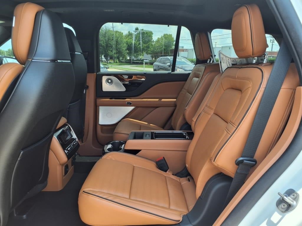 2025 Lincoln Aviator Black Label